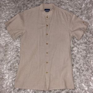 Collarless Short-Sleeve Slim Fit Button Down Shirt